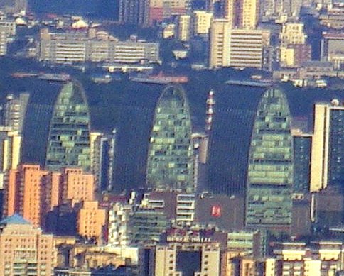 西直门外的嘉茂三座楼