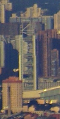 图最左边靠上一点——玲珑塔