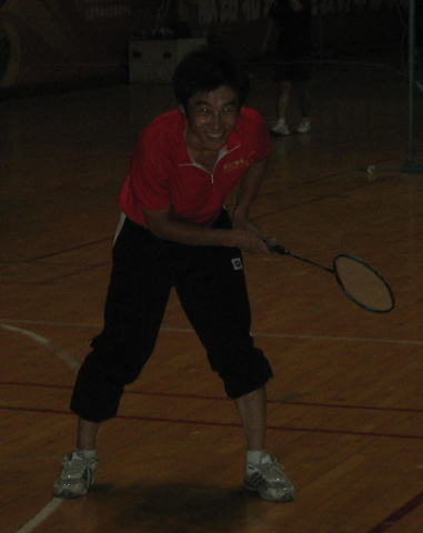 口水：压完腿了，起来活动活动