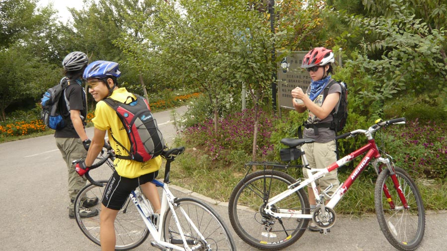 嗯，骑大梁比车座舒服。（谁知道这兄弟叫啥啊，帮我调车我还没谢人家那） ...