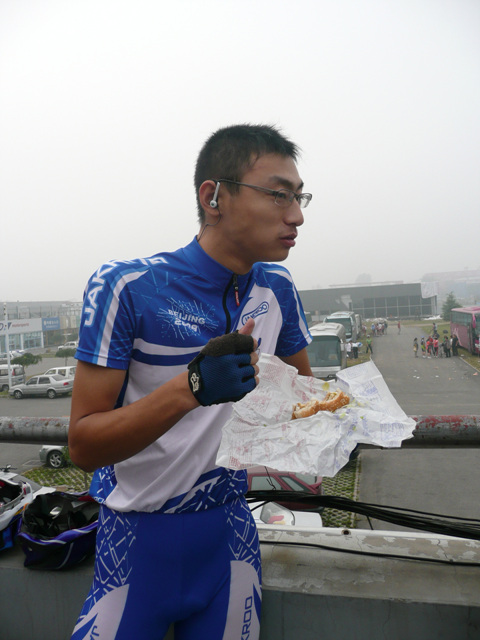 我是年轻人，要多吃点~~