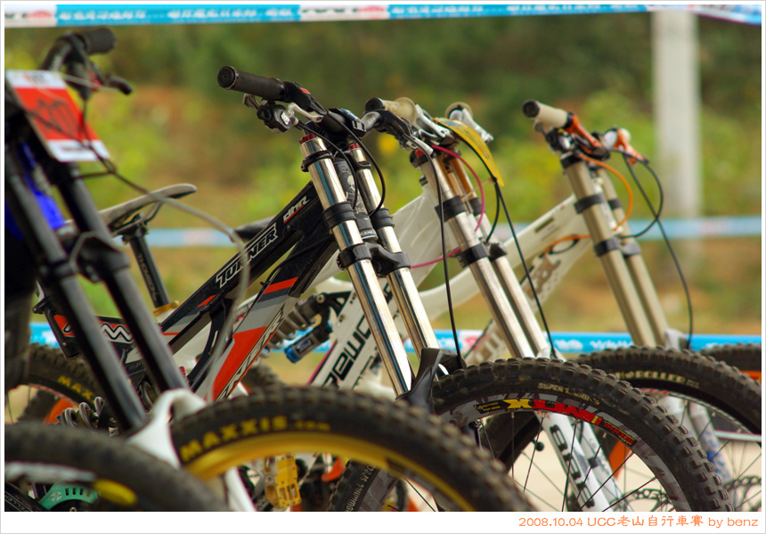 好大行程的前叉