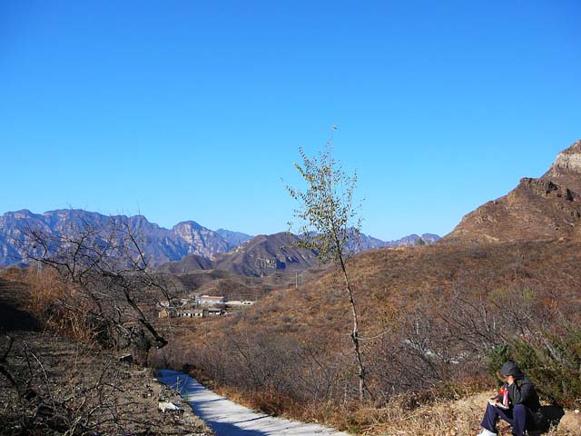 大村和一个村民