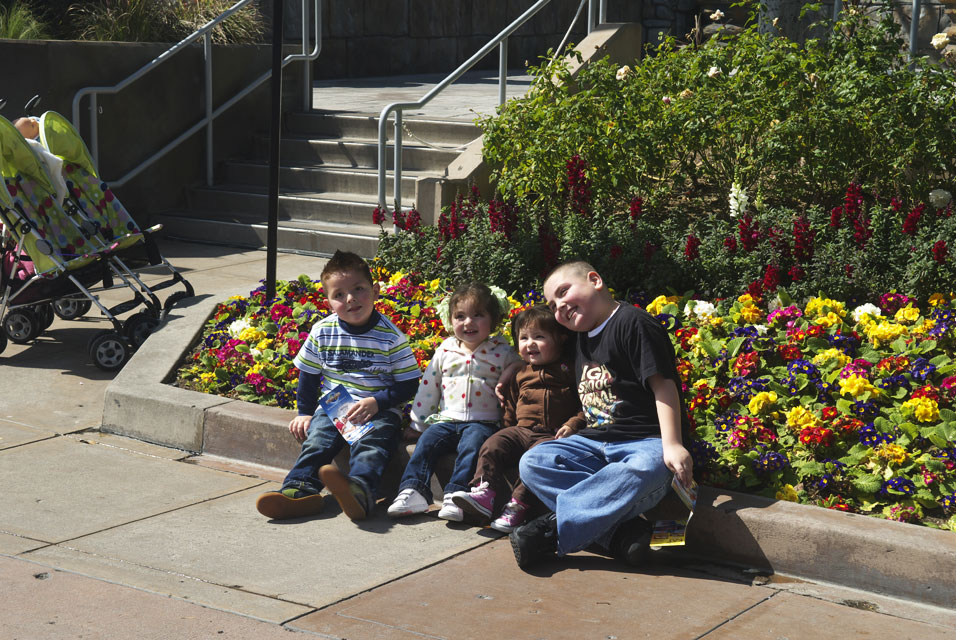 加州路边可爱的小孩