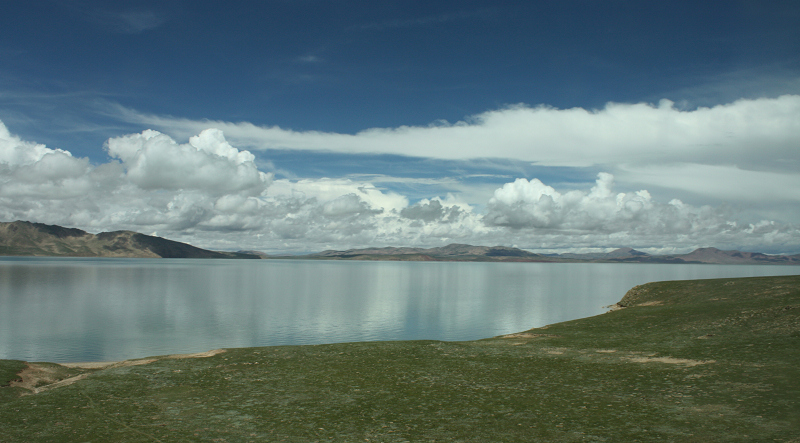 错拉湖和云.JPG