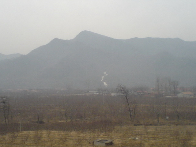 那边山上有条路不知道能返回金昌路不？