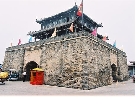 兴城中间的城楼