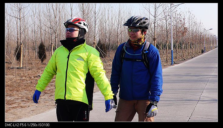 多多咯装机器人