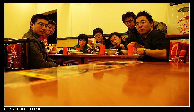 合影,吃得真高兴