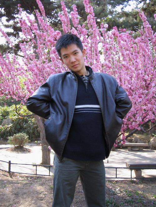 本人。如有吓到某位，请谅解。