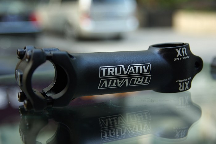 TRUVATIV XR 3D把立.jpg
