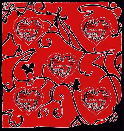 纪梵希红色心型和白色心型