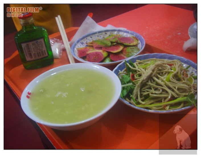 一塔的晚餐，老三样