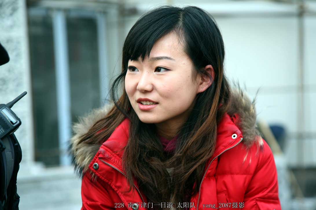 天津美女地陪兔子