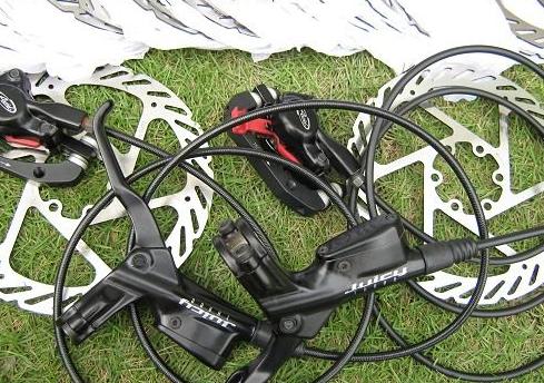 09新款AVID JUICY 3油碟.JPG