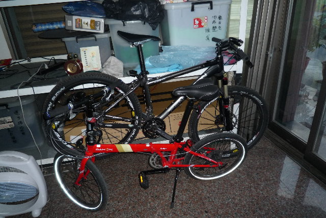 黑紅雙雄，出發前的寧靜.....