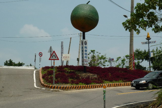 到關子嶺了，但這裡不是最高點，還有一段路....好累.....