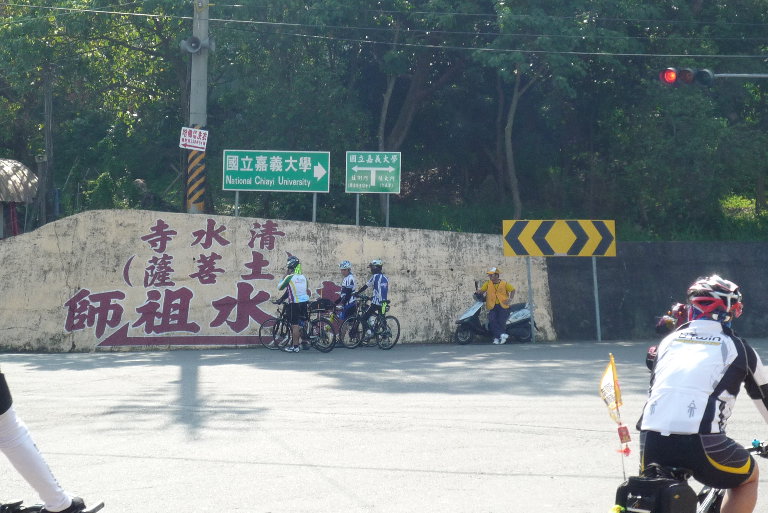 到了睽違已久的母校....青春的熱血又燃起來了