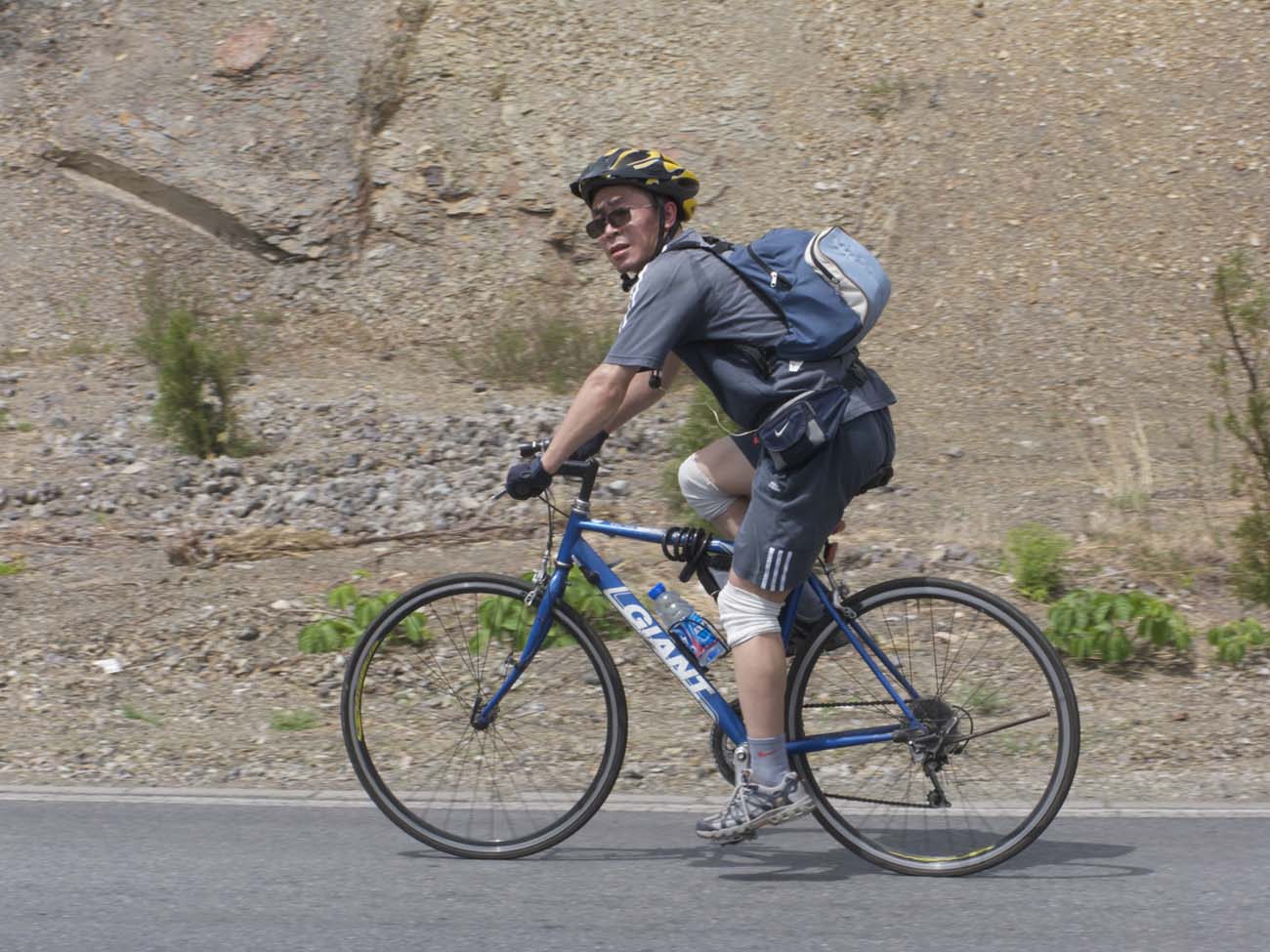 悬乎与他的巨人