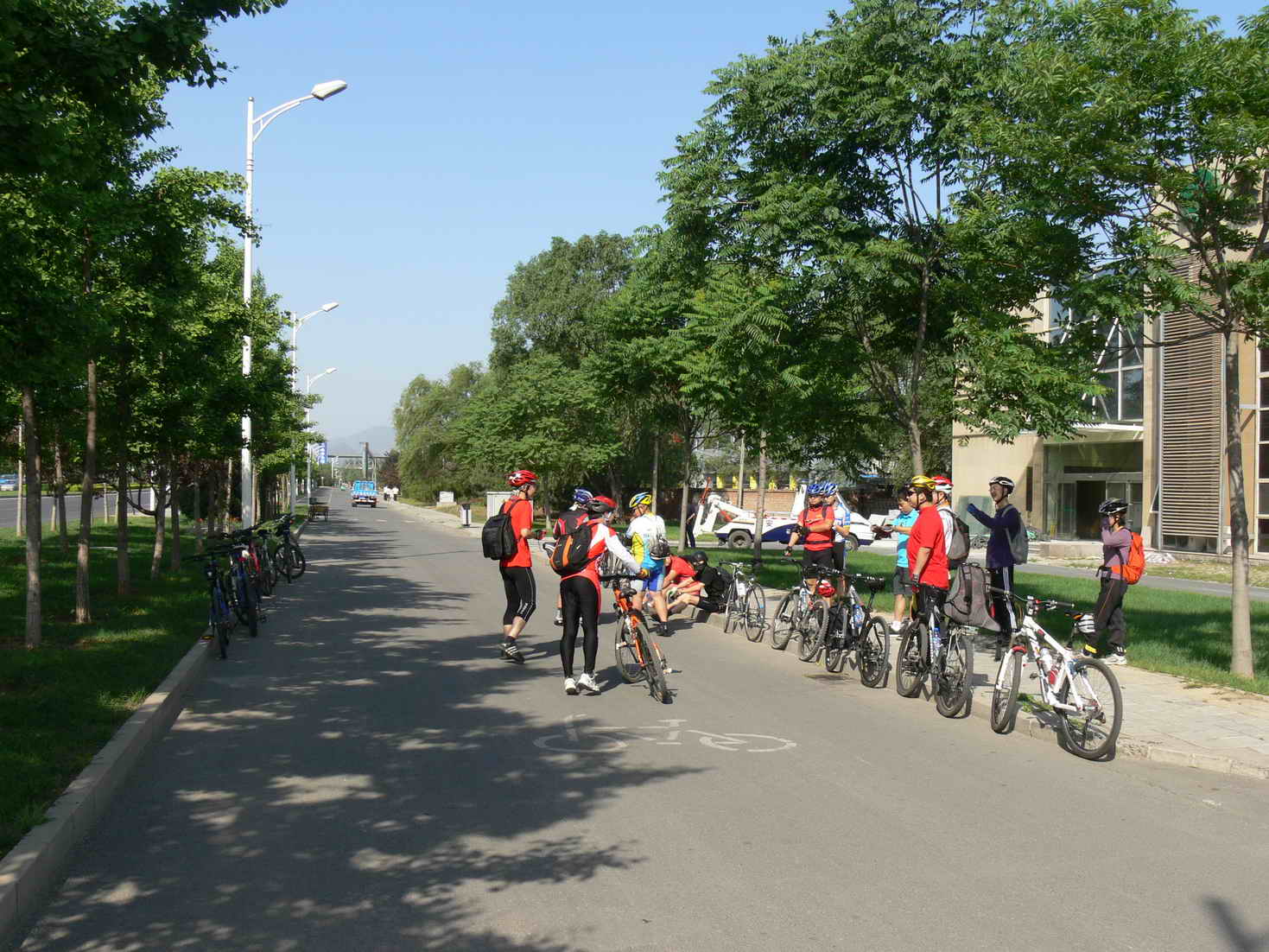 北清路等待另一拨人马