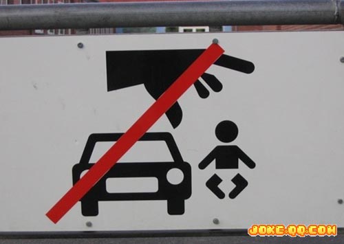 严禁乘车时，把小孩抛出。。。汗哪.jpg