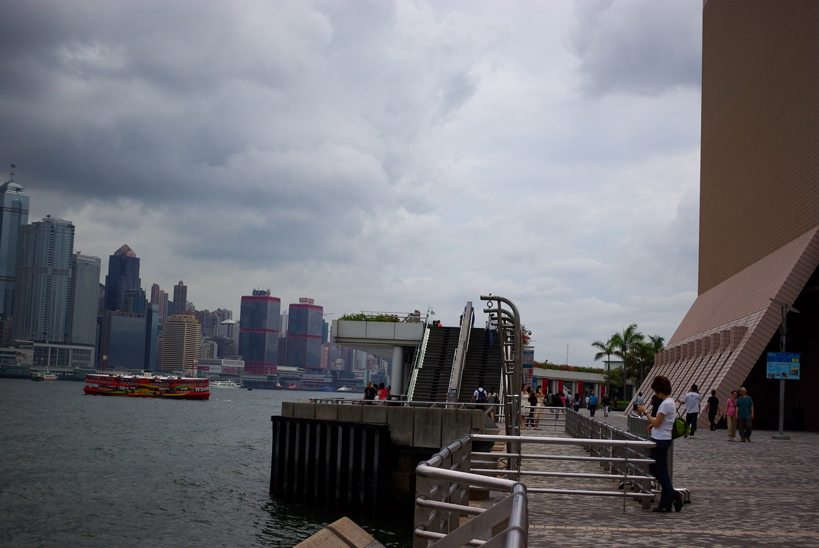 每次来这里我都会在这个观景台坐一阵子