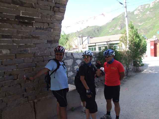 小T都可以悠闲地抽两口了