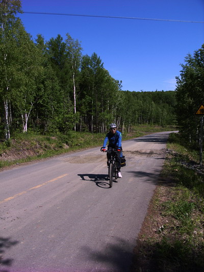 感觉膝盖不爽的小吴