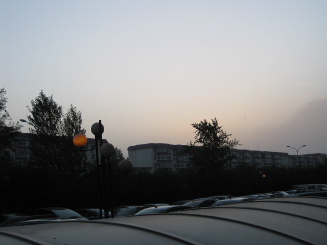 太阳还没出来！