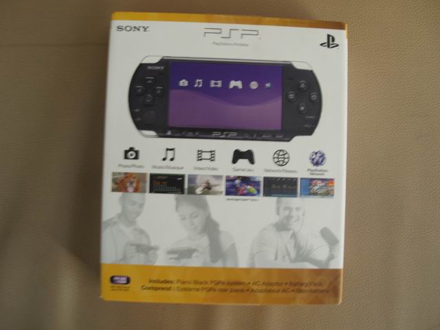 psp3000包装盒.JPG