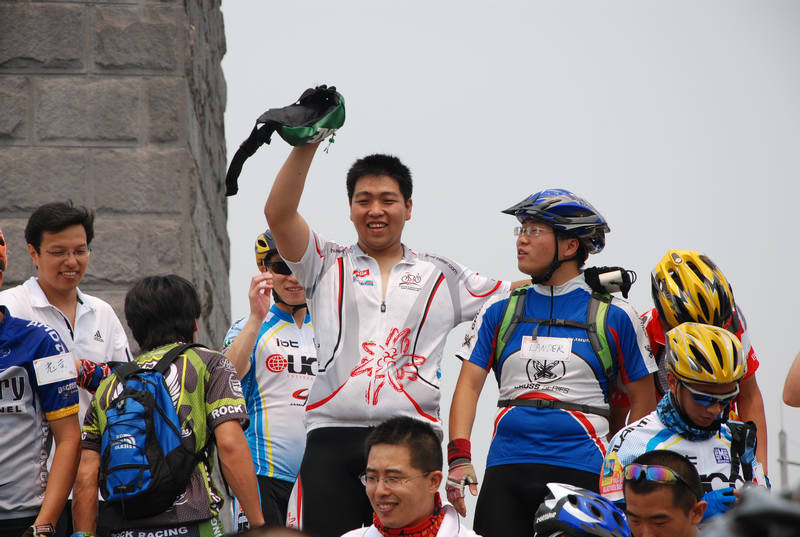 我来举炸药包……