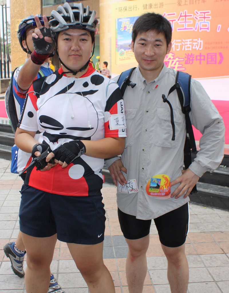 莫莫什么时候结双高跟鞋给大家穿穿再跟你照