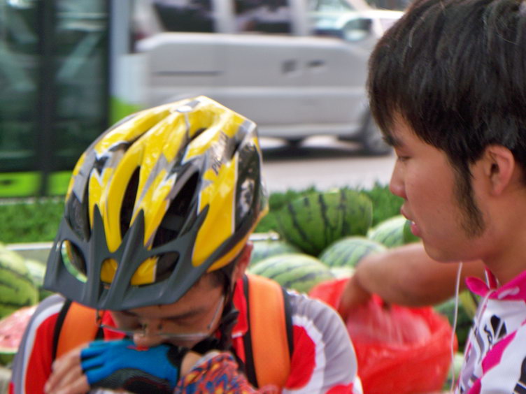 别以为哭我就不说你了