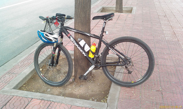 我的坐驾依然那么亮骚