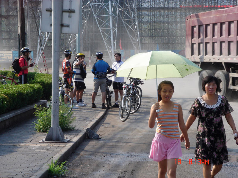 第二集合点军庄尘土飞扬