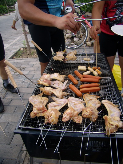 口水已经伴着汗开淌了