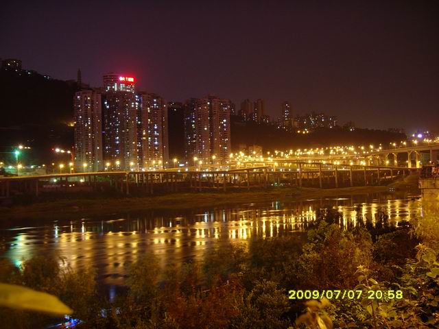 调整大小 SNV32160.JPG