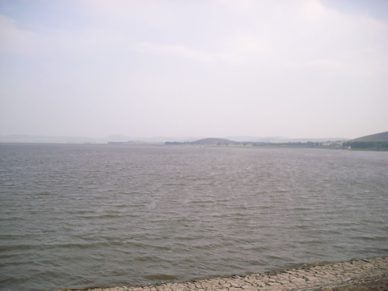 于是我们来到了闪电湖