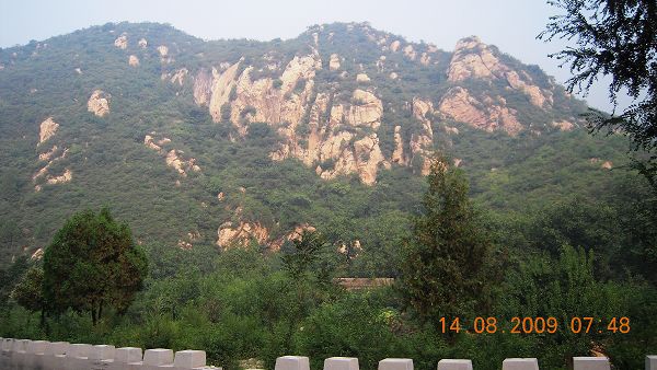 解字石前疑无路