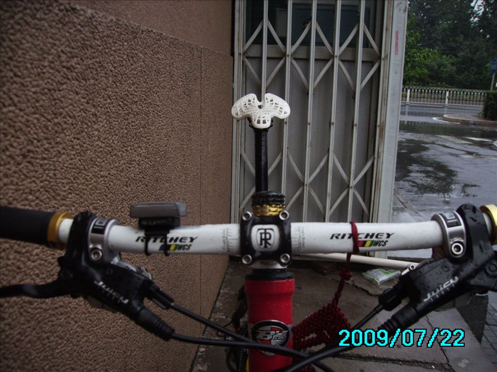 蜘蛛网车座 (2).JPG