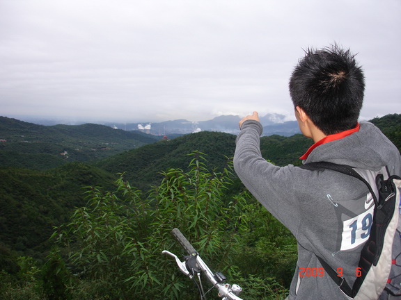 爬坡王不服对面的山