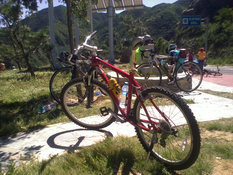 我的爱车在高崖口一展