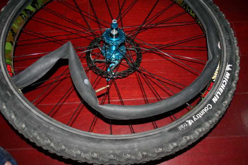 IMG_ 更换外胎及天津败物0008.jpg