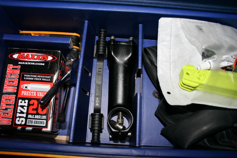 IMG_ 更换外胎及天津败物0002.jpg