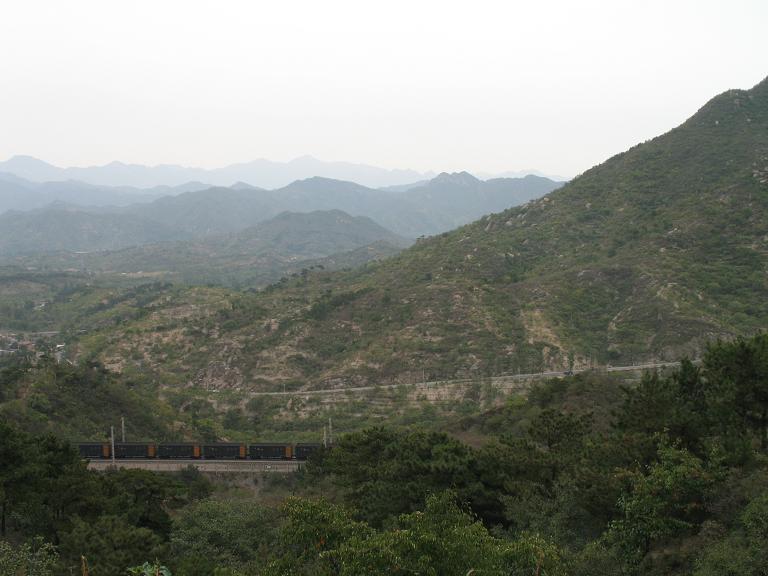 上庄站停的火车