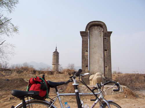 房山区常乐寺村 姚广孝墓塔