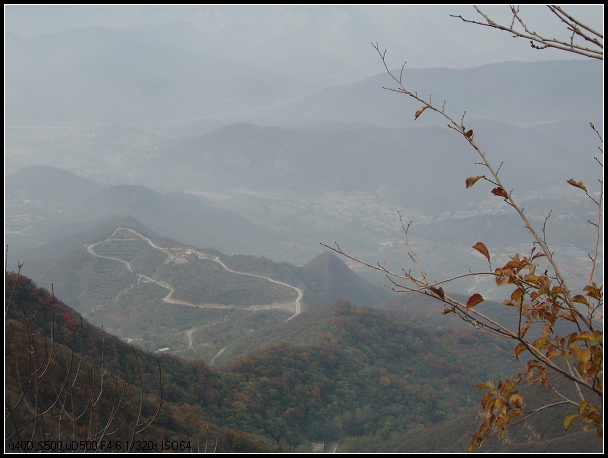 看山下路遥遥。。。