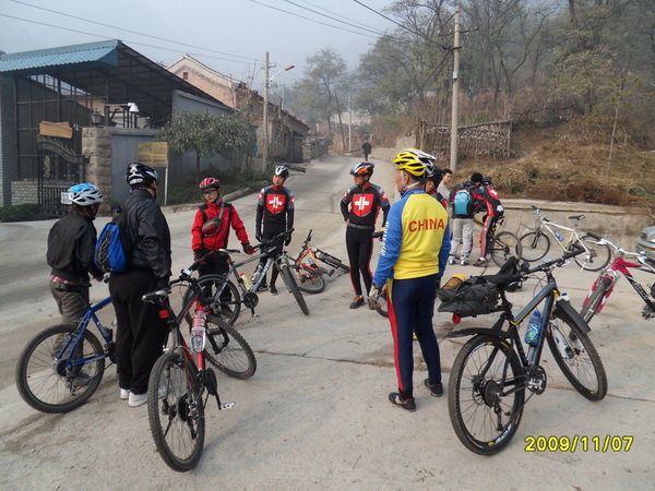 能顺利的找到路，还得谢谢他们