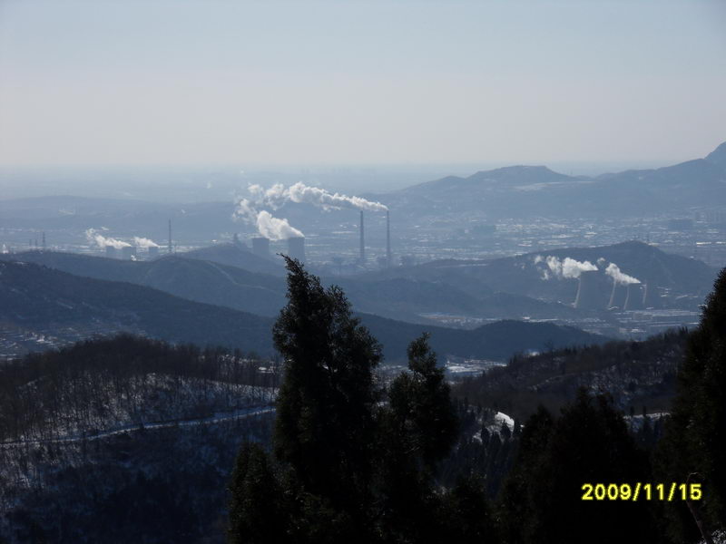 三望京上看的模式口方向，那些大烟囱真是煞风景啊