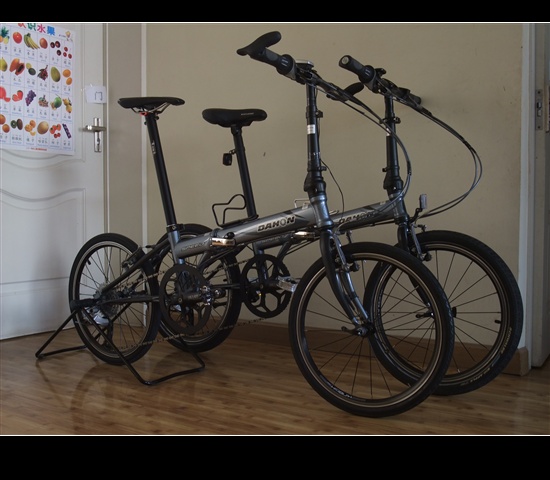 当年一口气买了2辆，我和LD各一辆（后悔当时没买辆05款的）